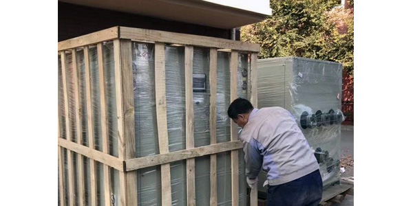 渦旋式水源熱泵機(jī)組廠家完成測(cè)試，用戶安裝簡便